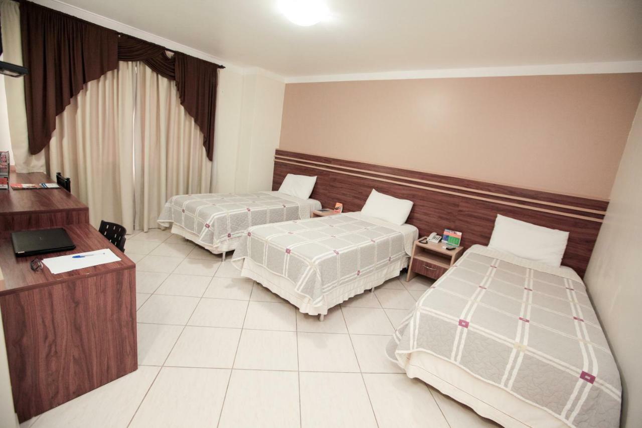 גוארפואבה Hotel Dom Baroni מראה חיצוני תמונה