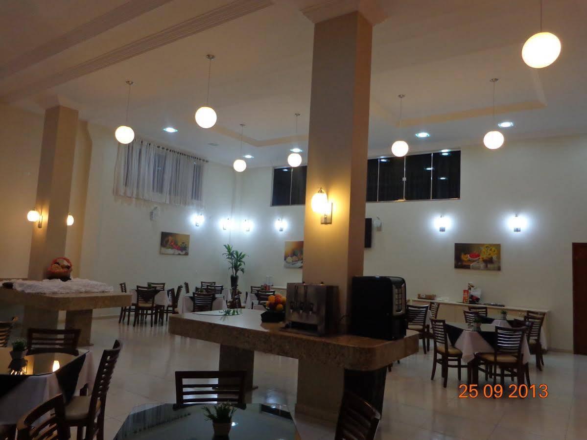 גוארפואבה Hotel Dom Baroni מראה חיצוני תמונה